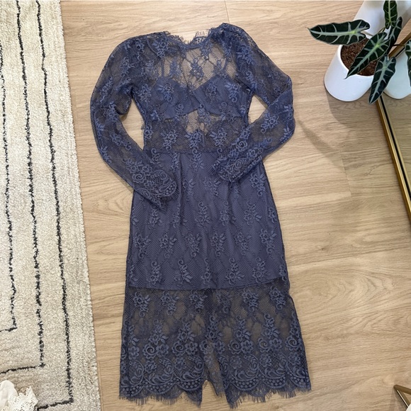 Revolve - NBD - Periwinkle Open Back Lace Midi Dress - Size S - Picture 4 of 7